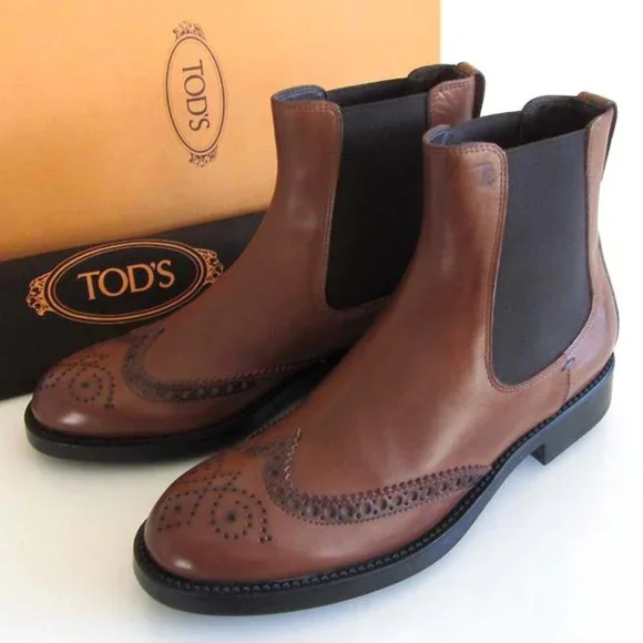 Tod\'s Chelsea Perforations Wingtip Ankle Boots Mens Brown Size 10 Tod main image 2
